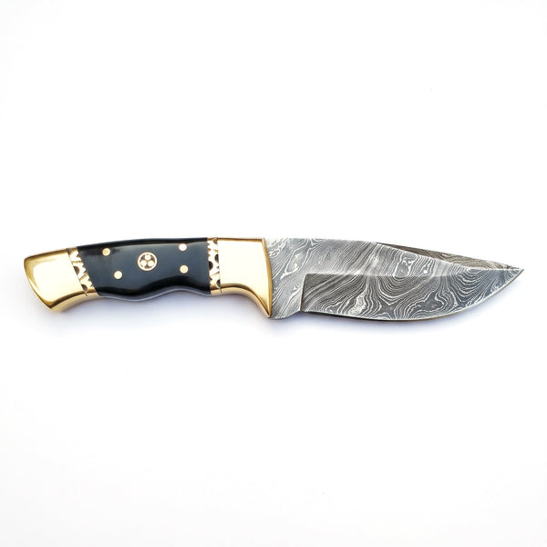 Ridgeback 8" Damascus Hunting Knife | Buffalo Horn & Brass, side profile on white