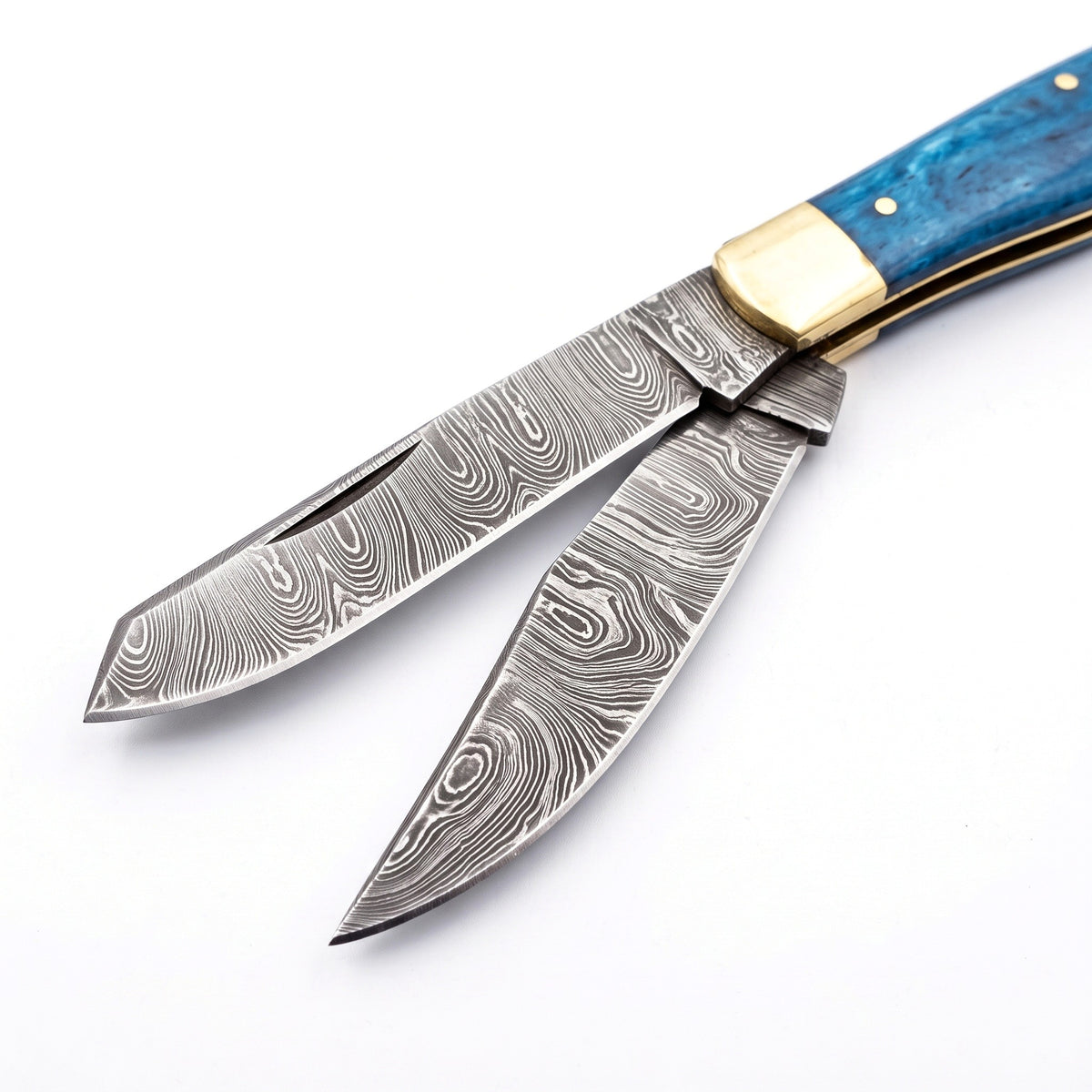 Creek 6.5" Damascus Trapper Knife | Blue Bone, Damascus blade close-up