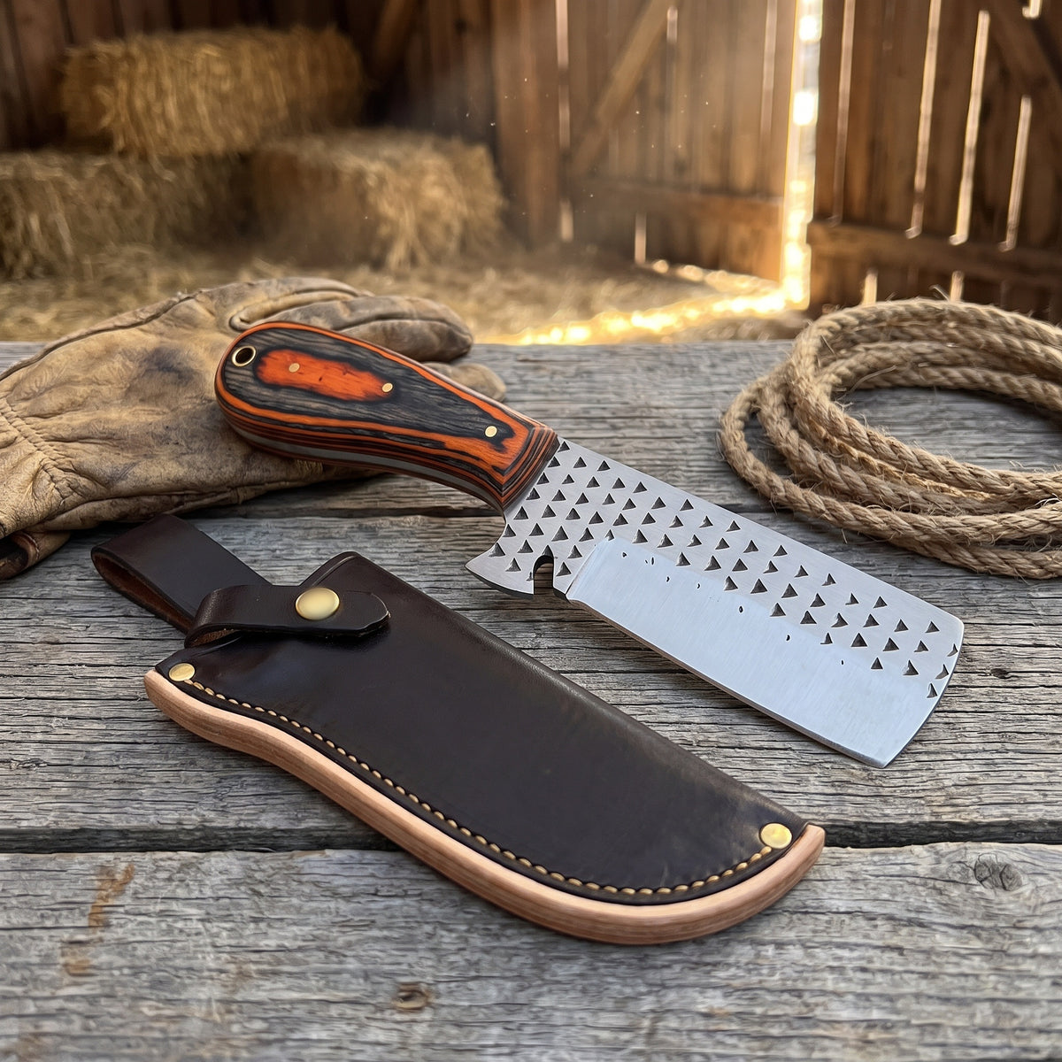 Ranch 7.5" Rasp Steel Cowboy Knife | Dyed Wood, with the Crownridge sheath in use