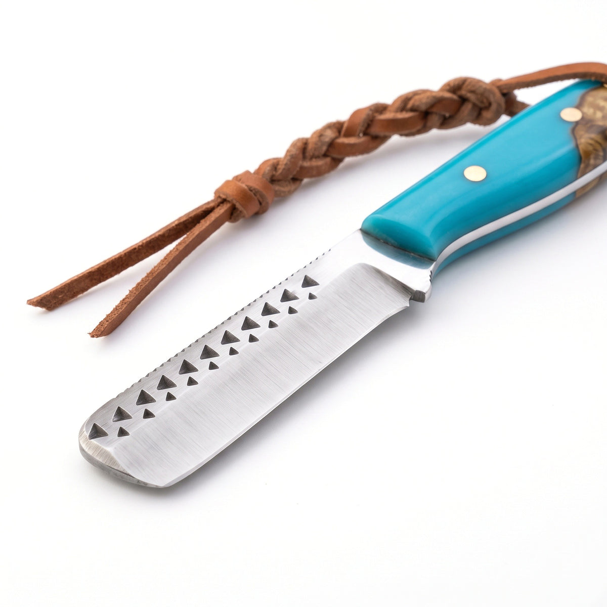 Ranch 7.2" Rasp Steel Bull Cutter | Resin & Turquoise, carbon steel blade close-up