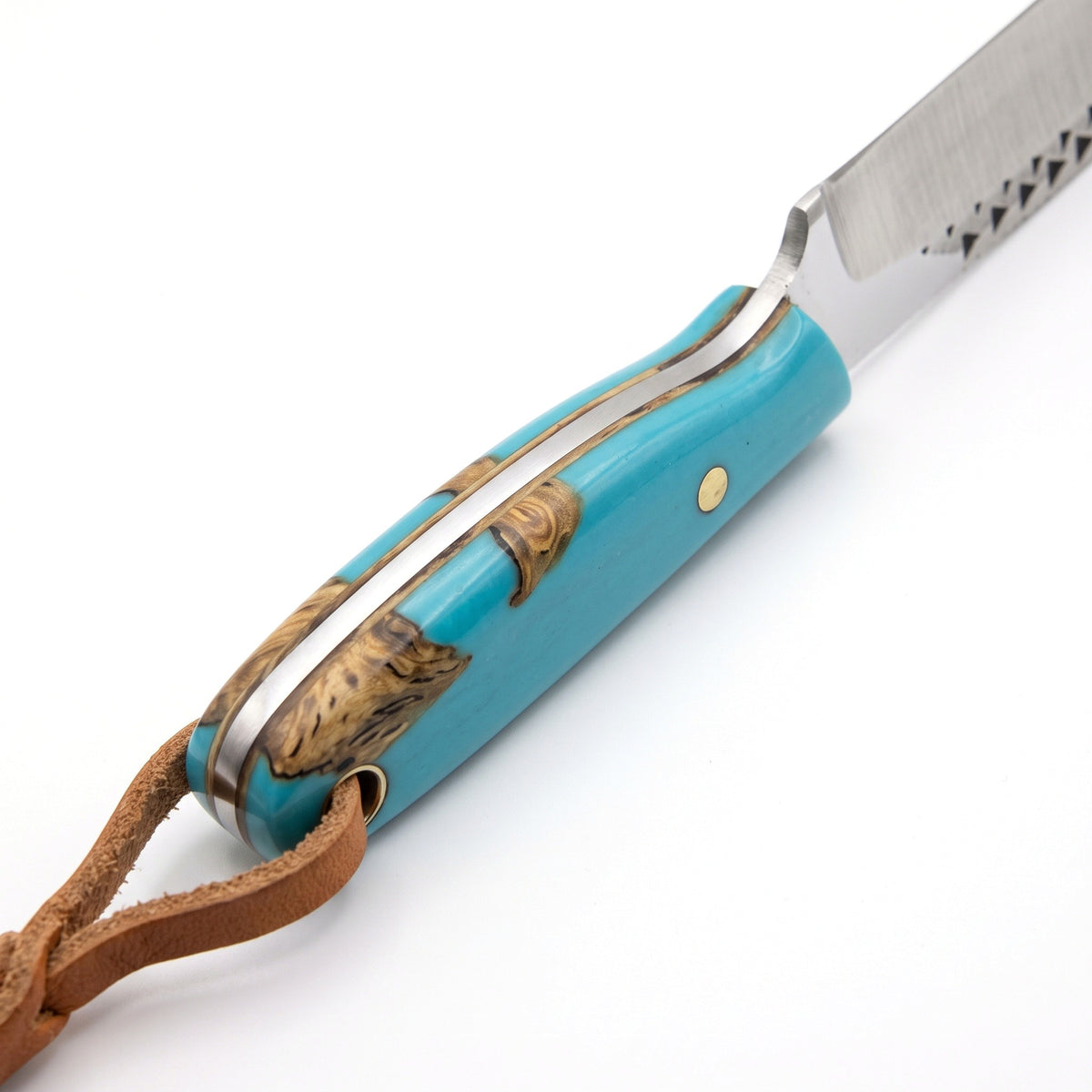 Ranch 7.2" Rasp Steel Bull Cutter | Resin & Turquoise, handle and fittings close-up