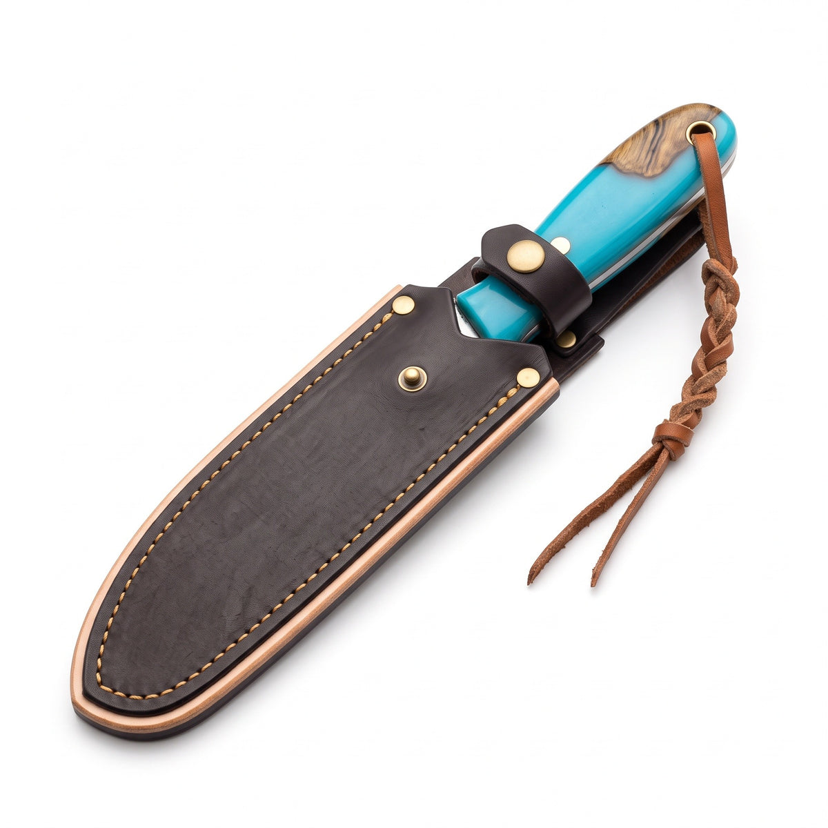 Ranch 7.2" Rasp Steel Bull Cutter | Resin & Turquoise, seated in the Crownridge sheath