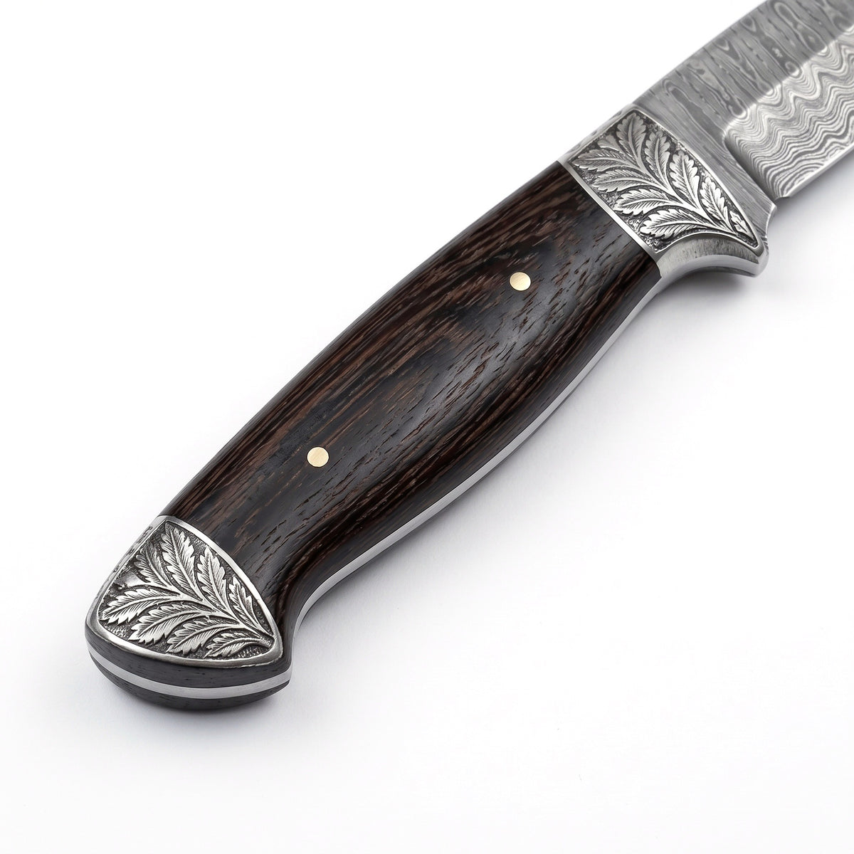 Ridgeback 10" Damascus Hunting Knife | Wenge, handle and fittings close-up