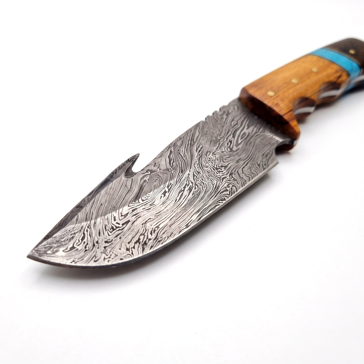 Ridgeback 8.7" Damascus Gut Hook Knife | Resin, Damascus blade close-up