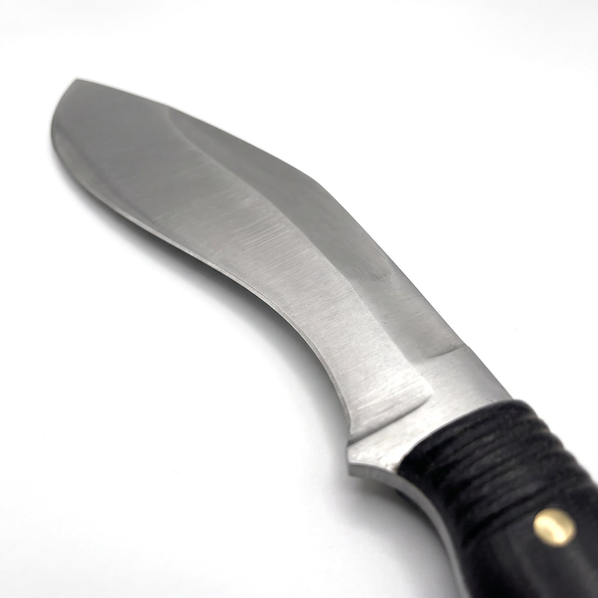 Summit 22" Satin Steel Kukri | Black Micarta, satin steel blade close-up