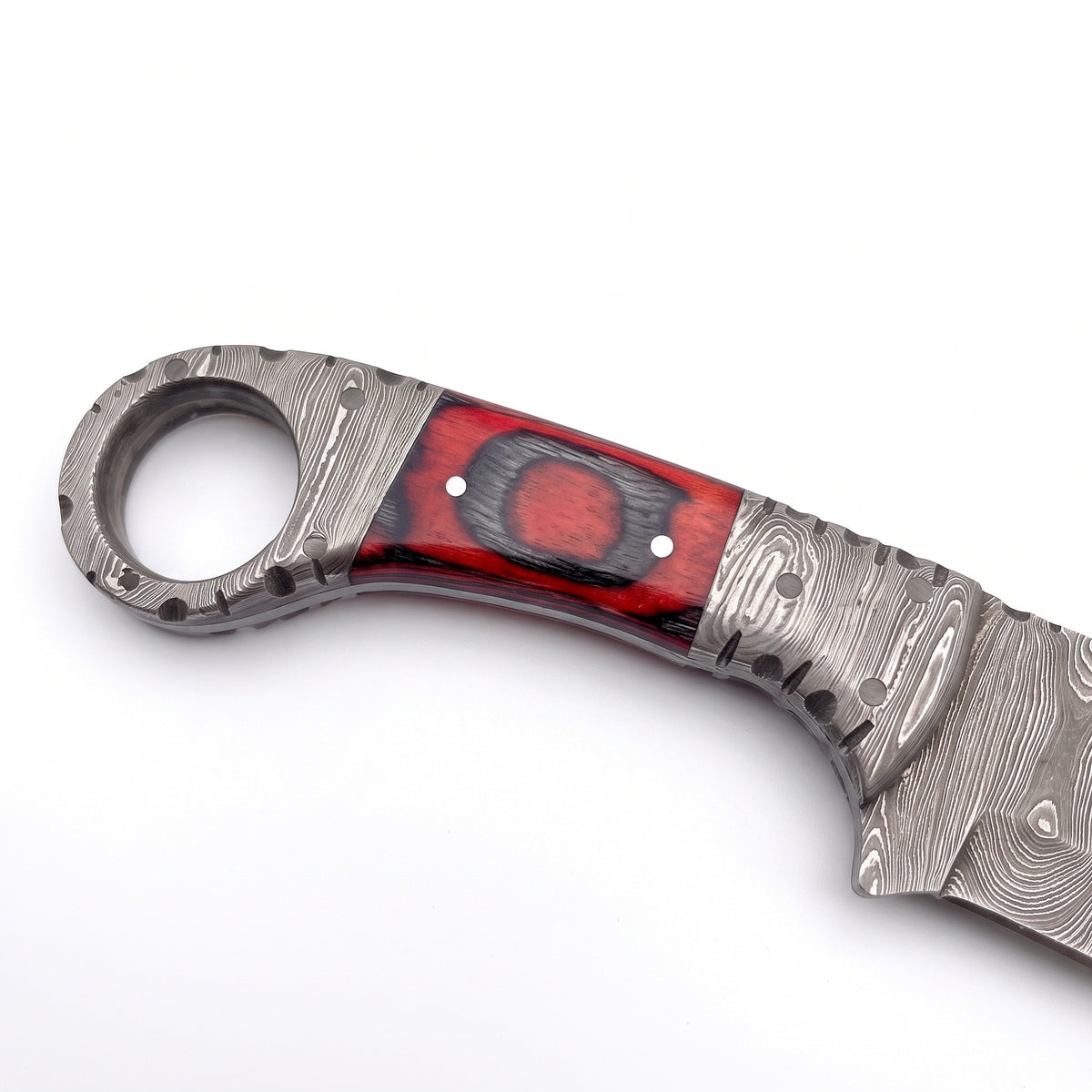 Trailhead 7.5" Damascus Skinning Knife | Red Dyed Wood, handle and fittings close-up